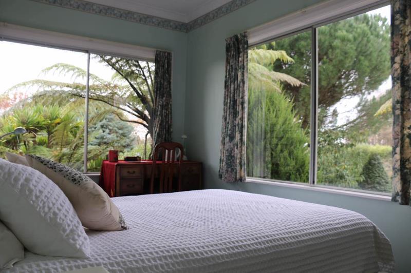 English Cherry Tree Manor Tamahere Extérieur photo